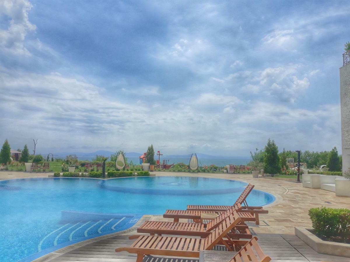 Diamond Apartment №1 - Relax Holiday Views Sea And Pool Burgaz Dış mekan fotoğraf